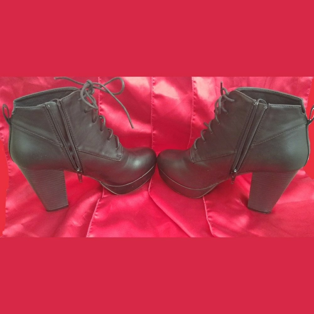 Ankle boots
