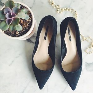 Black Zara kitten heels