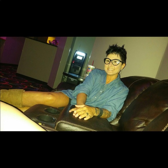 Hi, I’m Mary Bradshaw - Picture 2 of 2