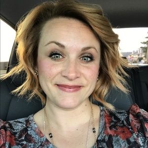 Meet your Posher, Kristin