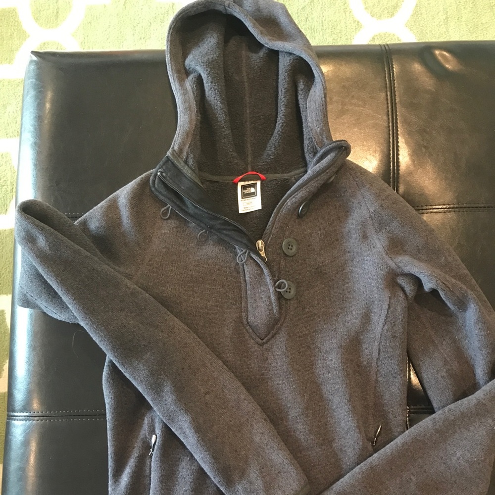 Women's The North Face sweater fleece pullover