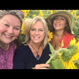 Meet your Posher, Evy