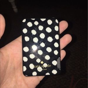 Kate Spade IPhone portable battery