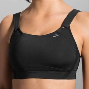 Moving Comfort's "Jubralee" sports bra. Moving Comfort's "Jubralee" sports bra.