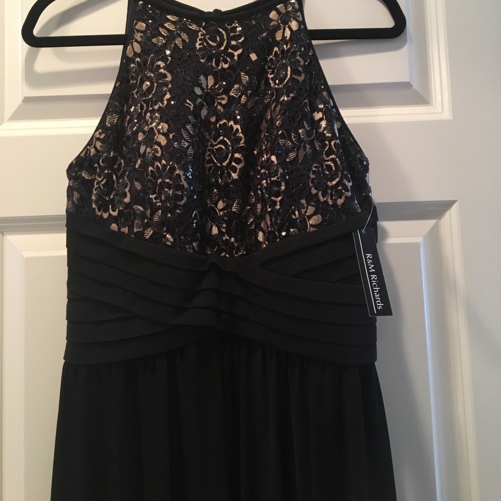 Formal event attire