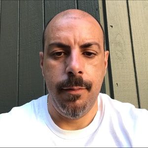 Meet your Posher, Eduardo