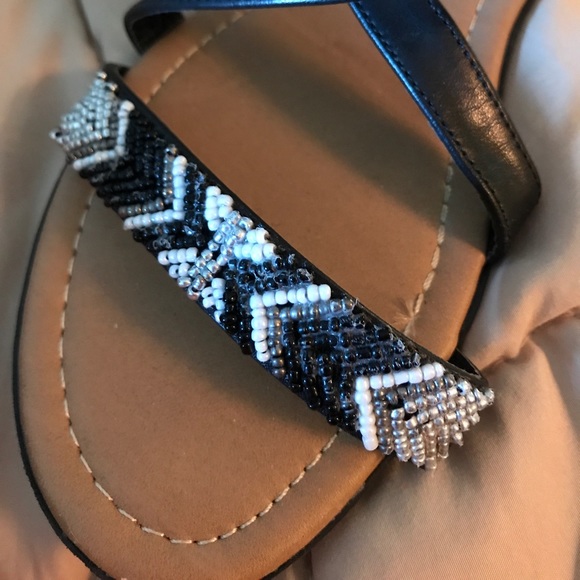 Sandals - Picture 4 of 4