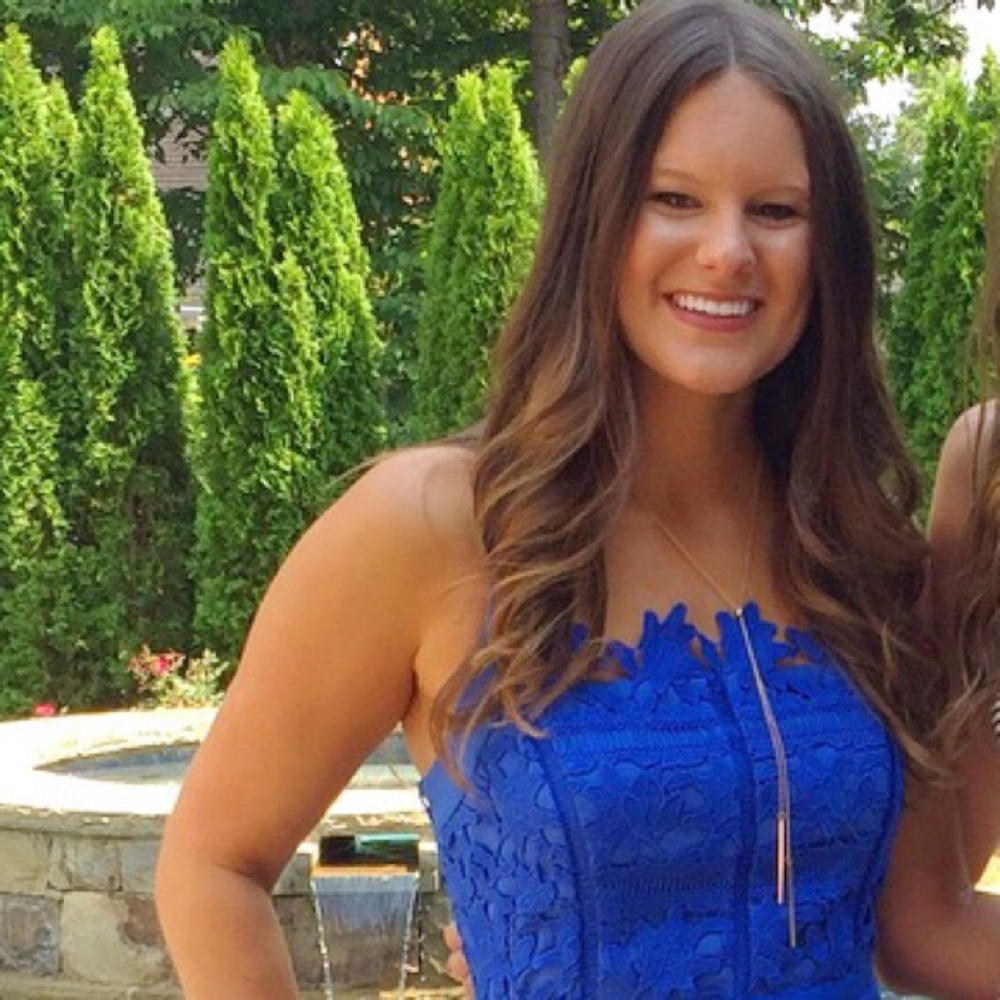 Meet your Posher, Lauren