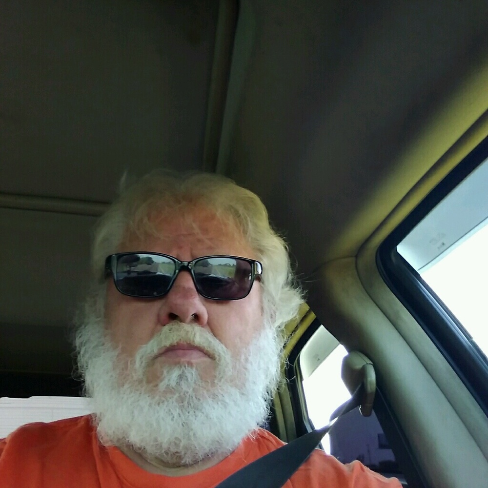 Meet your Posher, Larry