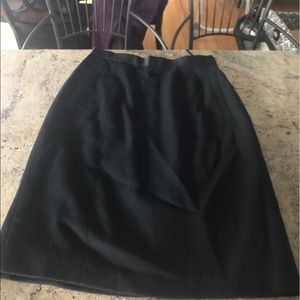 Pencil skirt with pockets