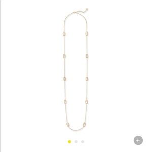 Kendra Scott Kellie necklace in ivory pearl