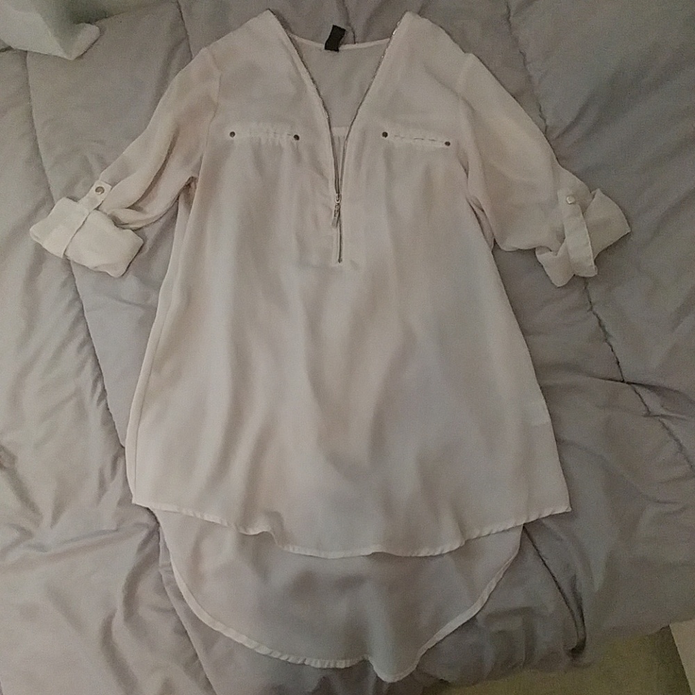 Cream & Gold Zipper V-Neck 3/4 Sleeve Blouse