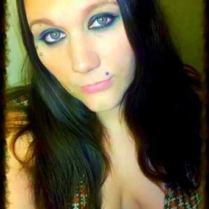 Meet your Posher, Carrie