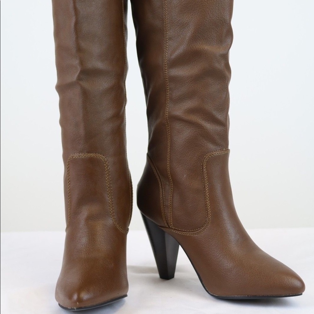 Rampage Women's Knee High Brown Boots Zipper Rear - Picture 4 of 4