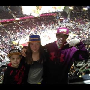 Meet your Posher, Danielle