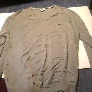 Lacoste v neck
