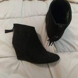 Black Wedge Bootie with Fringe Zipper