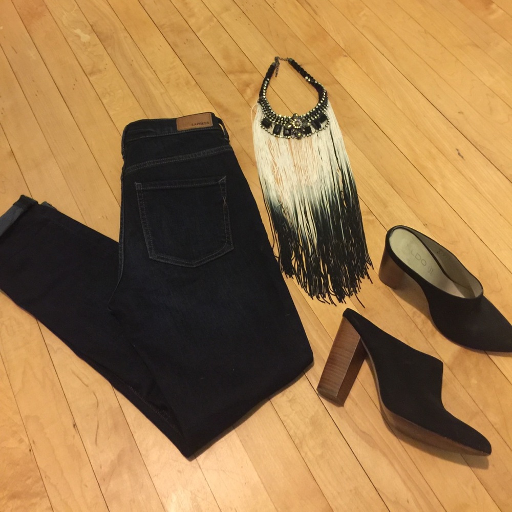 Heeled mules