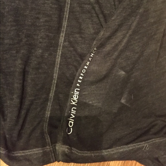 Calvin Klein Performance tank - Picture 4 of 4