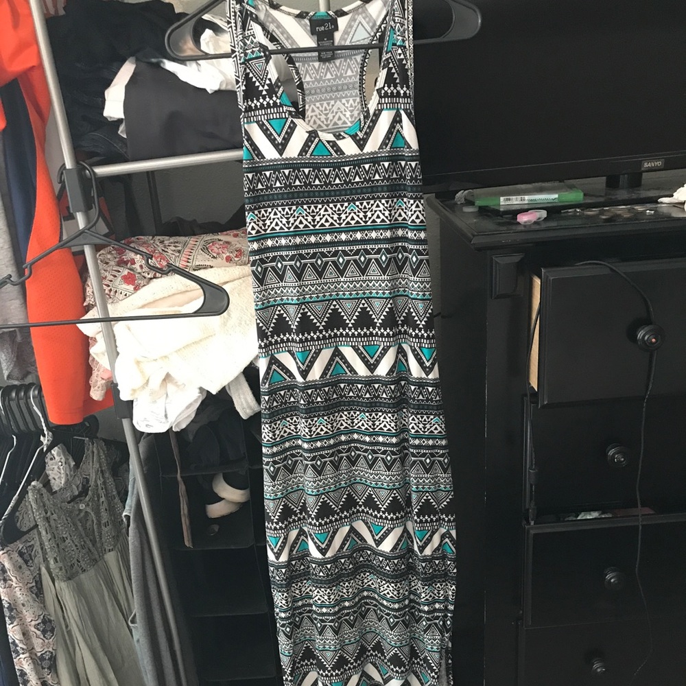 Rue 21 Maxi