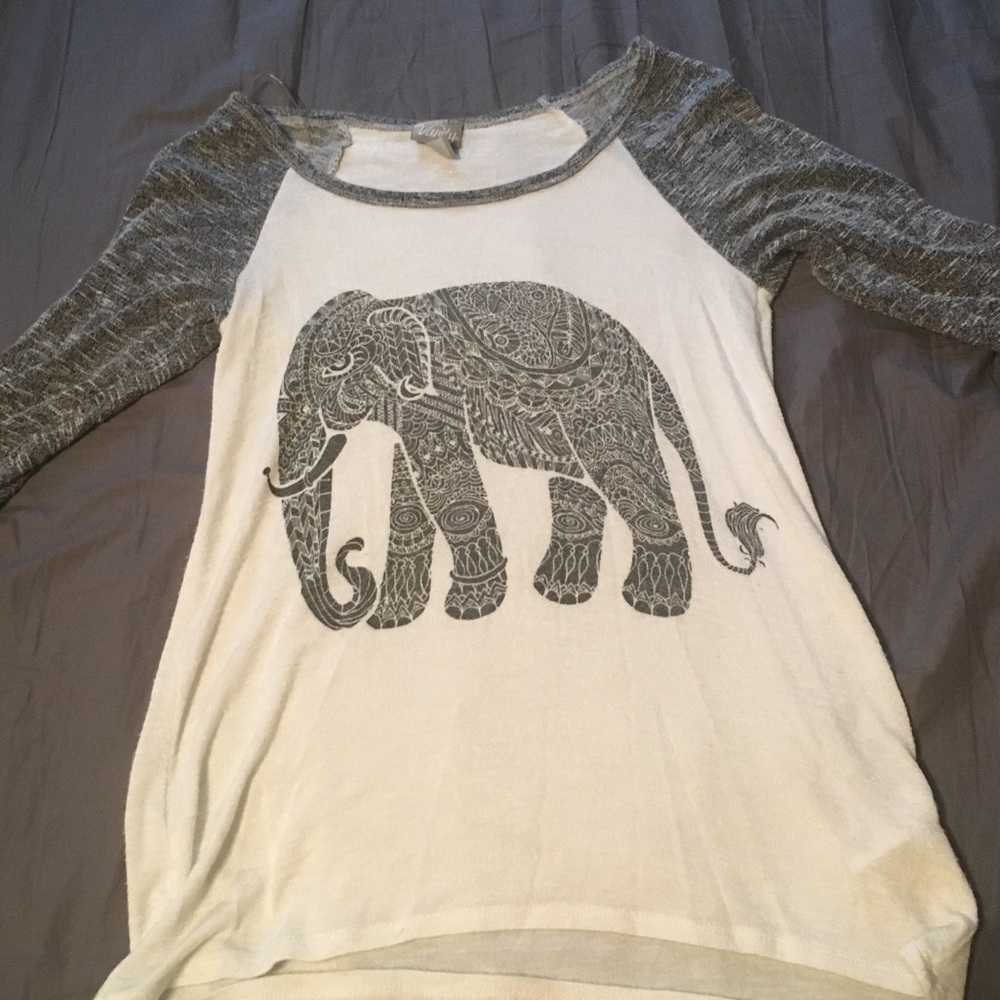 1/2 sleeve light weight shirt