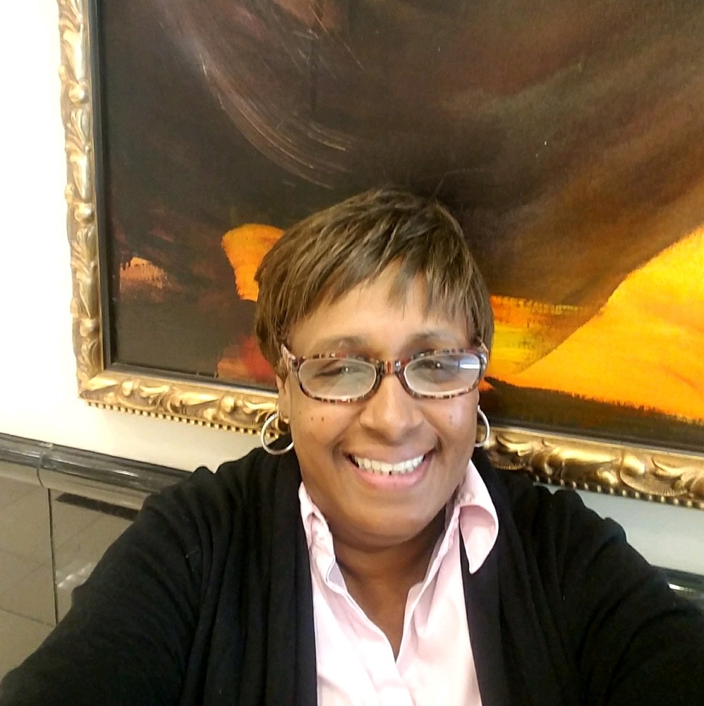 Meet your Posher, Yvonne