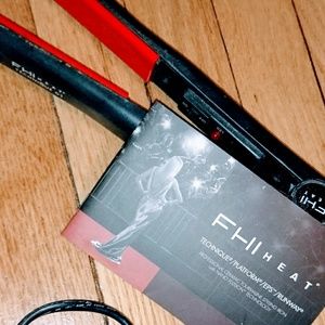 FHI HEAT hair straightener, styling iron