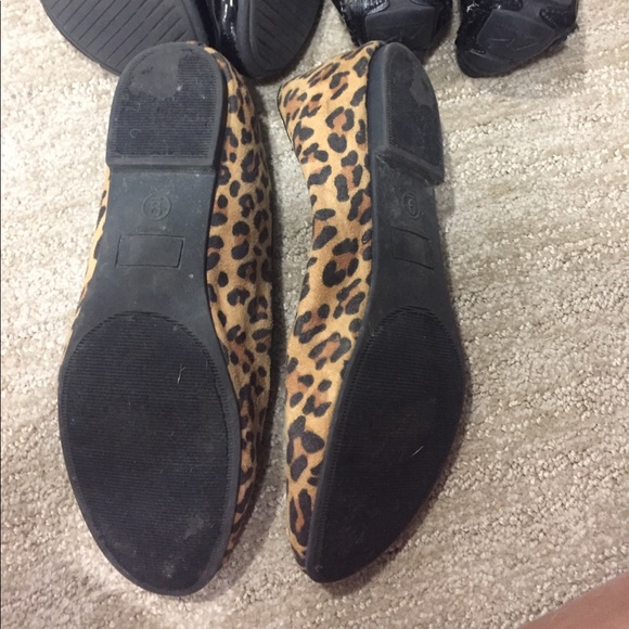 Here pair of slip on shoes for 1 price!  Leopard - Picture 6 of 6