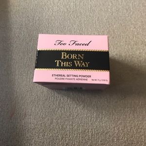 Too faced born this way setting powder!