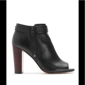 Splendid Jojo peep toe heels!