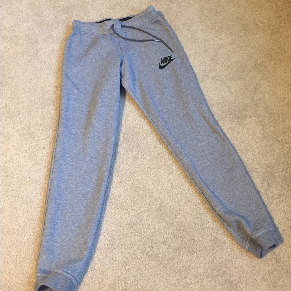 NIKE- Gray jogger-style sweatpants