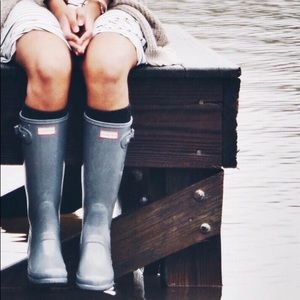 Grey Hunter Boots Size 8 - Excellent Condition