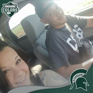 Meet your Posher, April