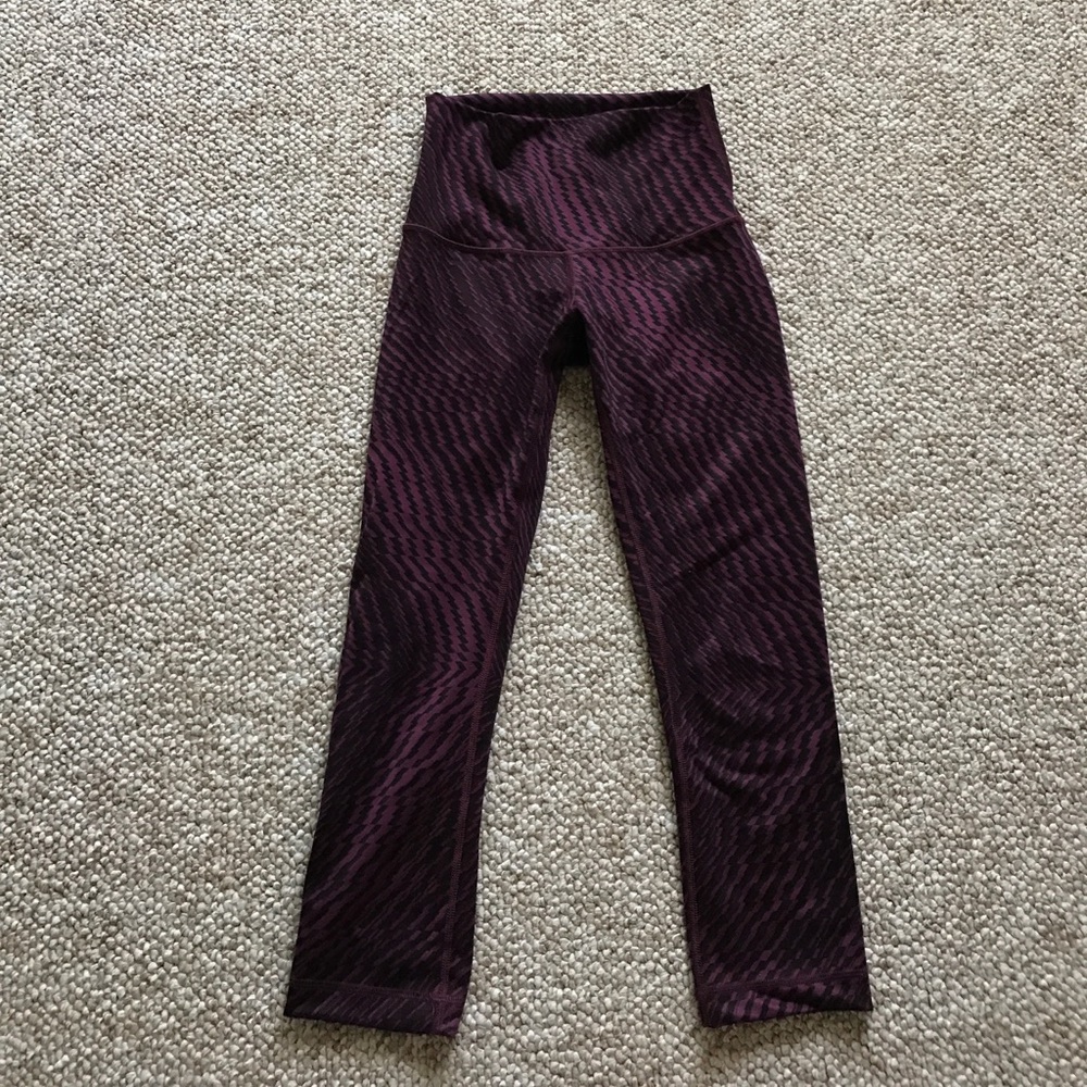 Lululemon high waisted Align Crop