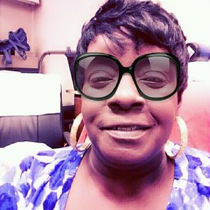 Meet your Posher, Lillian