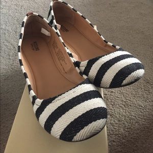 Mossimo ballet flats size 9
