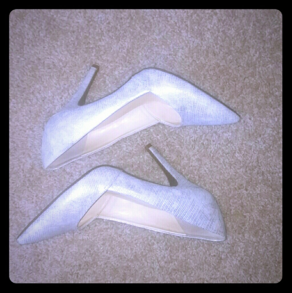 Guess heels