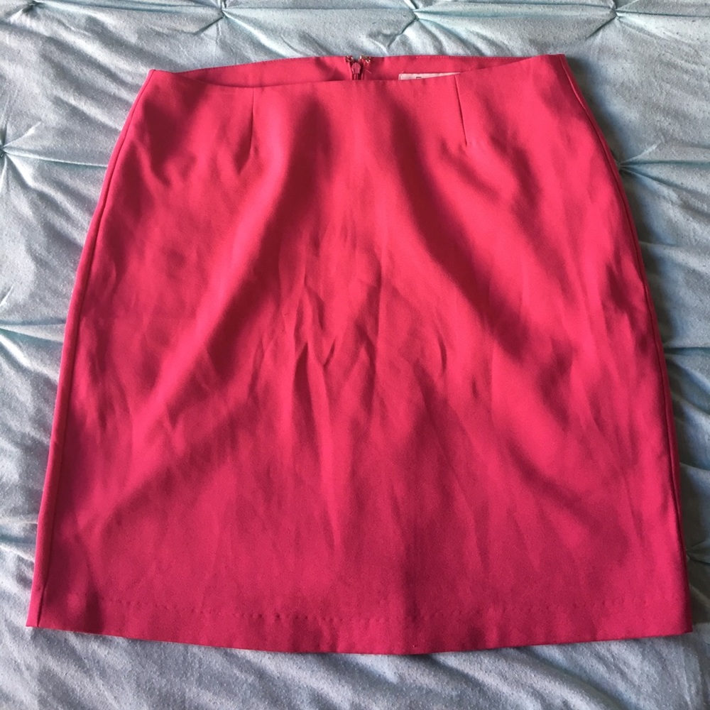 Fuschia pencil skirt
