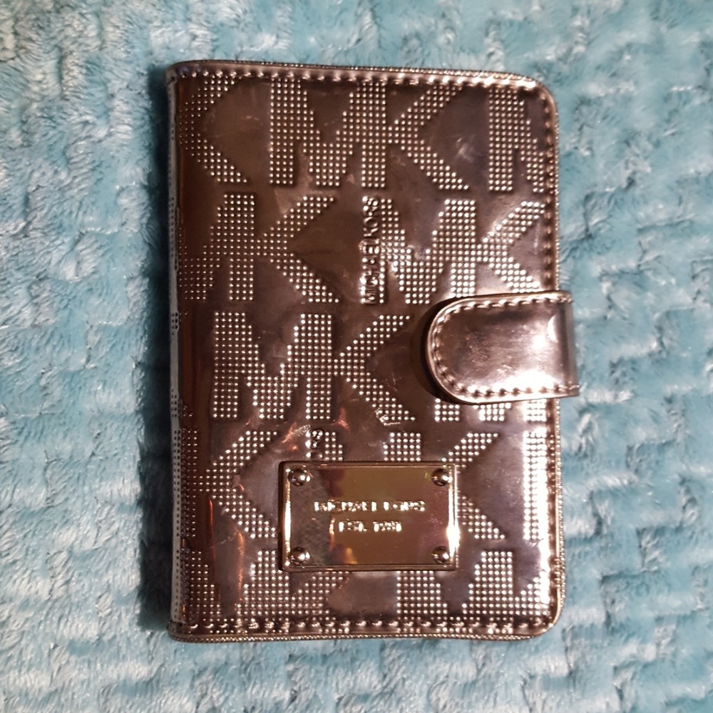 Michael Kors Passport Wallet