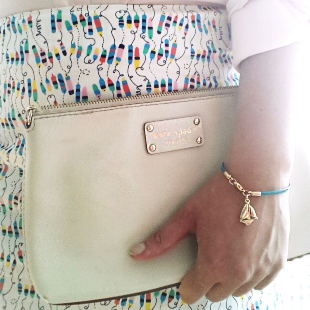 💯 Auth Kate Spade Ivory Bag ♠️