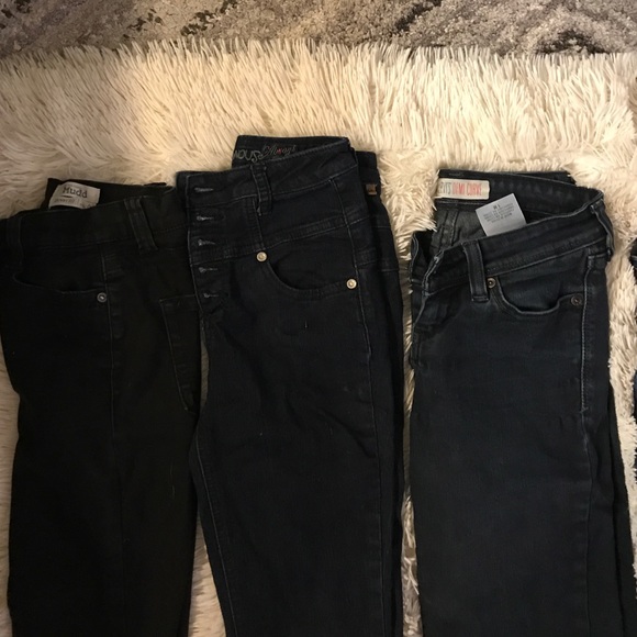 Jeans - Picture 2 of 3
