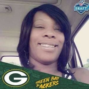 Meet your Posher, Tina