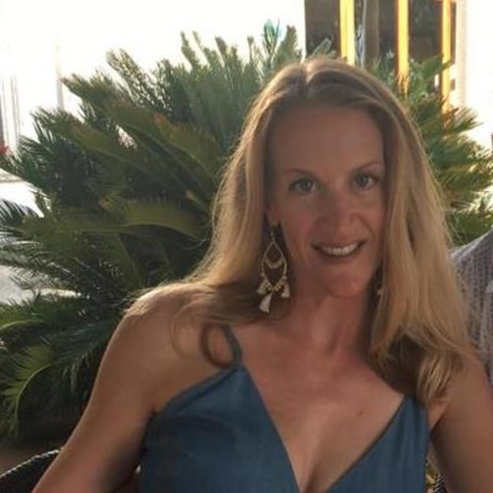 Meet your Posher, Becca