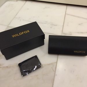 Wildfox Glasses Case and Cleaning Cloth