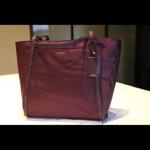 tumi nylon purse