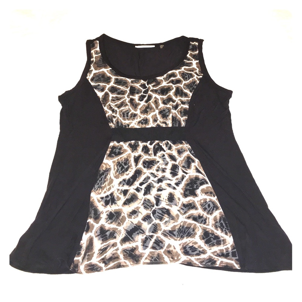 T Tahari empire waist tank M
