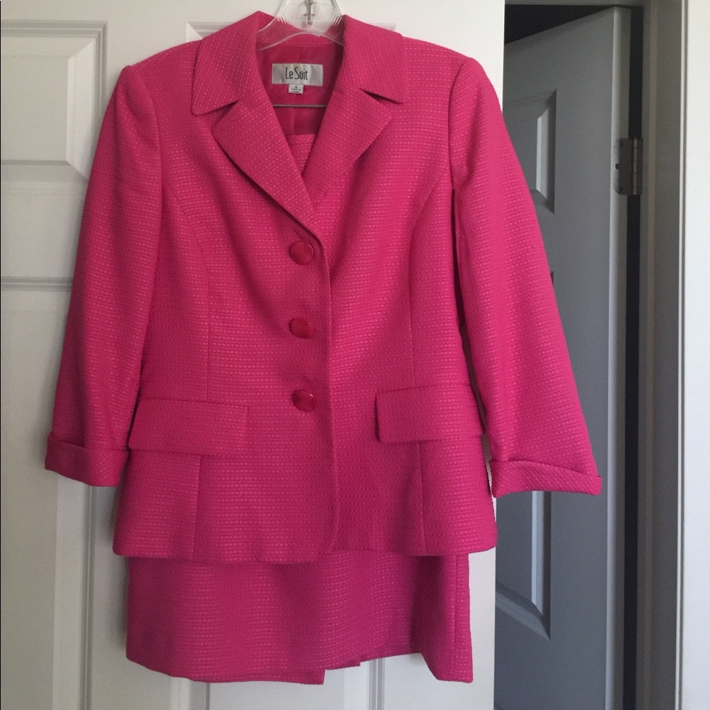 Ladies Suit