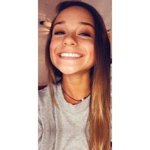 Meet your Posher, Meredith