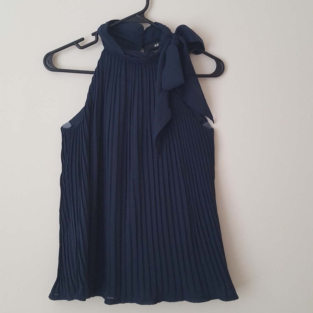 Halter bow neckline blouse