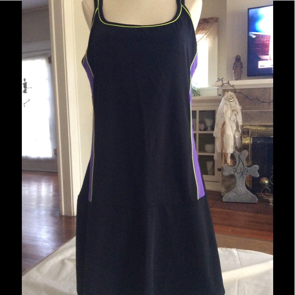 Tail Tech Tennis Dress Large - Picture 1 of 4